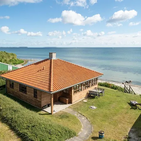 Botmar - 10m From The Sea By Interhome Ullerslev