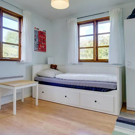 Botmar - 10m From The Sea By Interhome Feriehus *