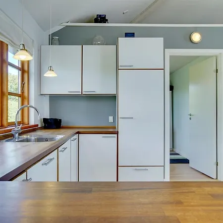 Dom wakacyjny Botmar - 10m From The Sea By Interhome *
